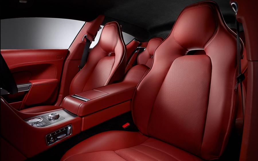 Интерьер Aston Martin Rapide Luxe 2011 года  (фото 7 из 8)